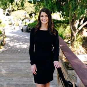 Photo of Holly Barr