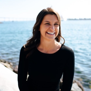Photo of Holly Barr