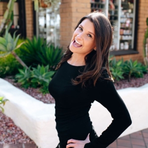 Photo of Holly Barr