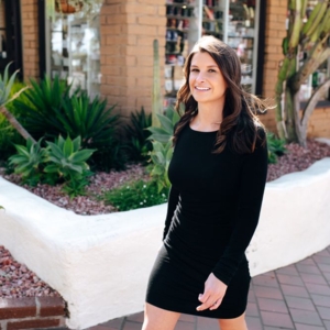 Photo of Holly Barr