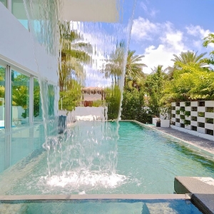 Photo of Corporate Mansions