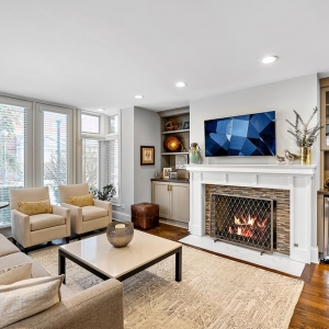 Photo of Lisa Zeller O'Malley - Coldwell Banker Realty