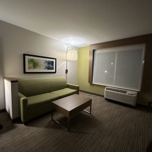 Photo of Holiday Inn Express & Suites Ottawa