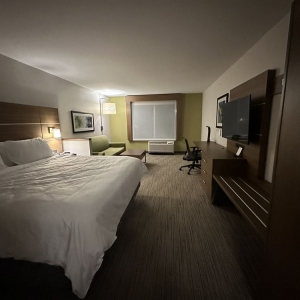 Photo of Holiday Inn Express & Suites Ottawa