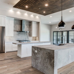 Dallas Debbie Murray - Allie Beth Allman & Associates