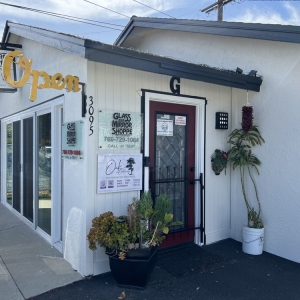 Photo of Glass and Mirror Shoppe