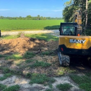 Photo of Linhale Landscaping & Lawn Care