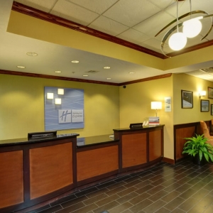 Photo of Holiday Inn Express & Suites Midwest City