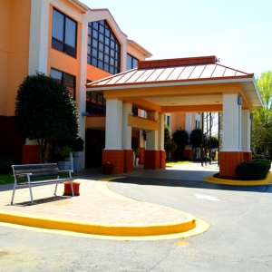 Photo of Holiday Inn Express & Suites Lexington-Hwy 378