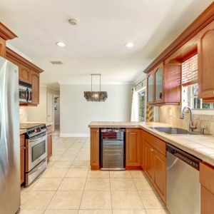 Photo of Raymond Goirigolzarri - RESF Real Estate