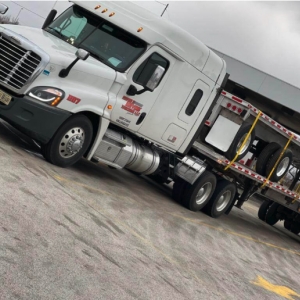 Photo of Keeping It Moving Trucking