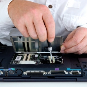 Photo of PC and Mac Works