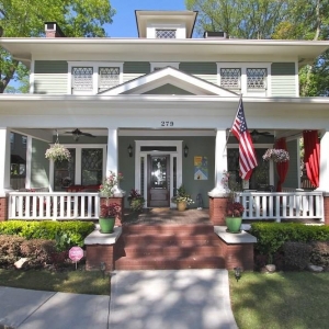 Photo of Shannon Turner Realtor