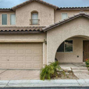 Photo of Nichole LaVigne - eXp Realty