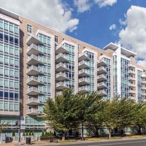 Washington Camden South Capitol Apartments