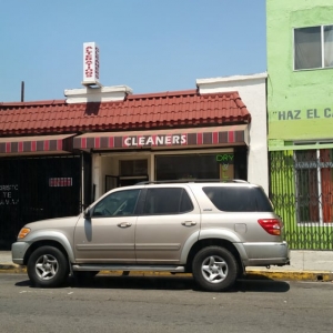 Los Angeles Valencia Cleaners