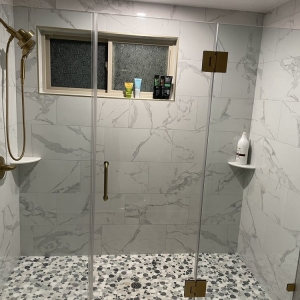 Photo of Artistic shower door glass railings