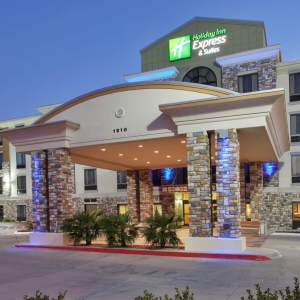 Photo of Holiday Inn Express & Suites Dallas South - Desoto