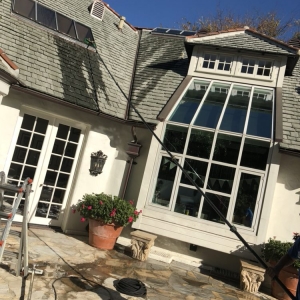 Photo of QuickMasters window cleaning and powerwashing