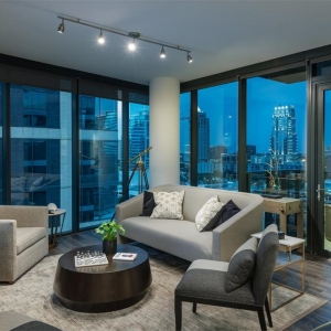 Photo of Houston's Luxury Home Experts