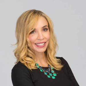 Photo of Desiree Lowe - Supreme Lending