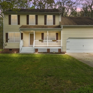 Photo of Christina Barnhart - Swell Real Estate