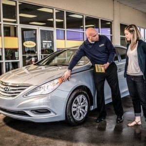 Photo of Service King Collision Collierville