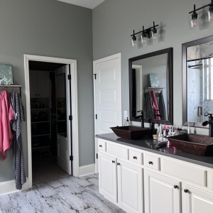 Simpsonville FNJ Flooring