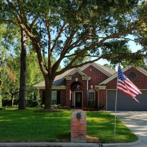 Photo of Riverside Lawn & Landscaping