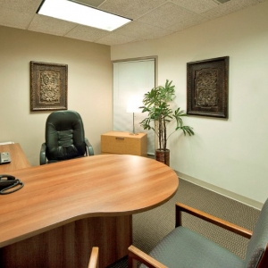 Bethesda Pinnacle Business Center