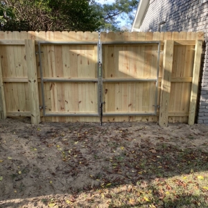 Photo of Fence And Deck Repair And Stain