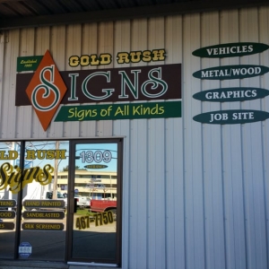 Photo of Gold Rush Signs