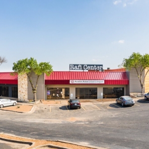 Photo of Esmeralda Colon - Emerald Real Estate
