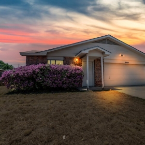 Photo of Esmeralda Colon - Emerald Real Estate