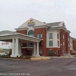 Photo of Holiday Inn Express & Suites Memphis Southwind