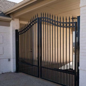 Photo of Easton Fencing