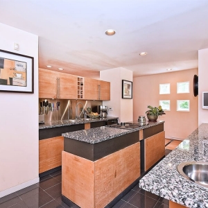 Photo of Behdani Realty