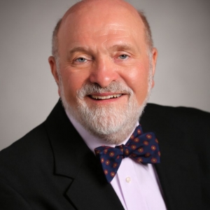 Photo of Robert L Hindelang