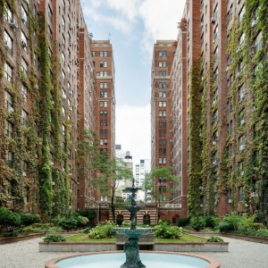 Photo of London Terrace