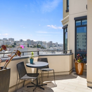 Photo of Joel Luebkeman - Compass Real Estate