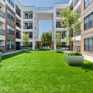 Photo of AMLI Quadrangle