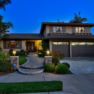 Photo of Darryl and JJ Jones - ERA North Orange County Real Estate