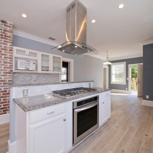 Photo of Scott DeVore - Licensed Realtor + General Contractor