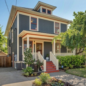 Photo of Susie Hunt Moran Homes - Windermere Realty Trust