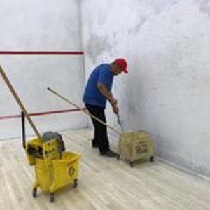 Photo of Royal Kim Maintenance