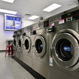 Photo of Parmer Laundromat