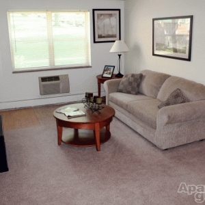 Photo of Cloverleaf Village Apartments