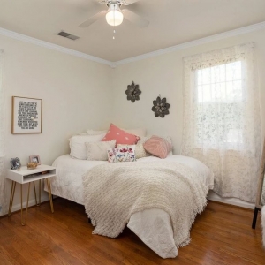 Photo of 12 South Magnolia