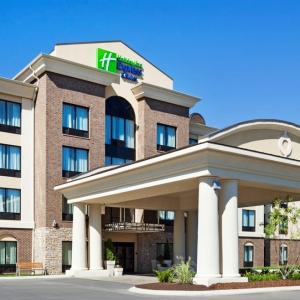 Photo of Holiday Inn Express & Suites Smyrna-Nashville Area