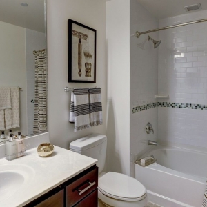 Photo of 2116 Chestnut Apartments